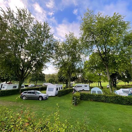 Camping Les Portes Du Perche Mamers Extérieur photo