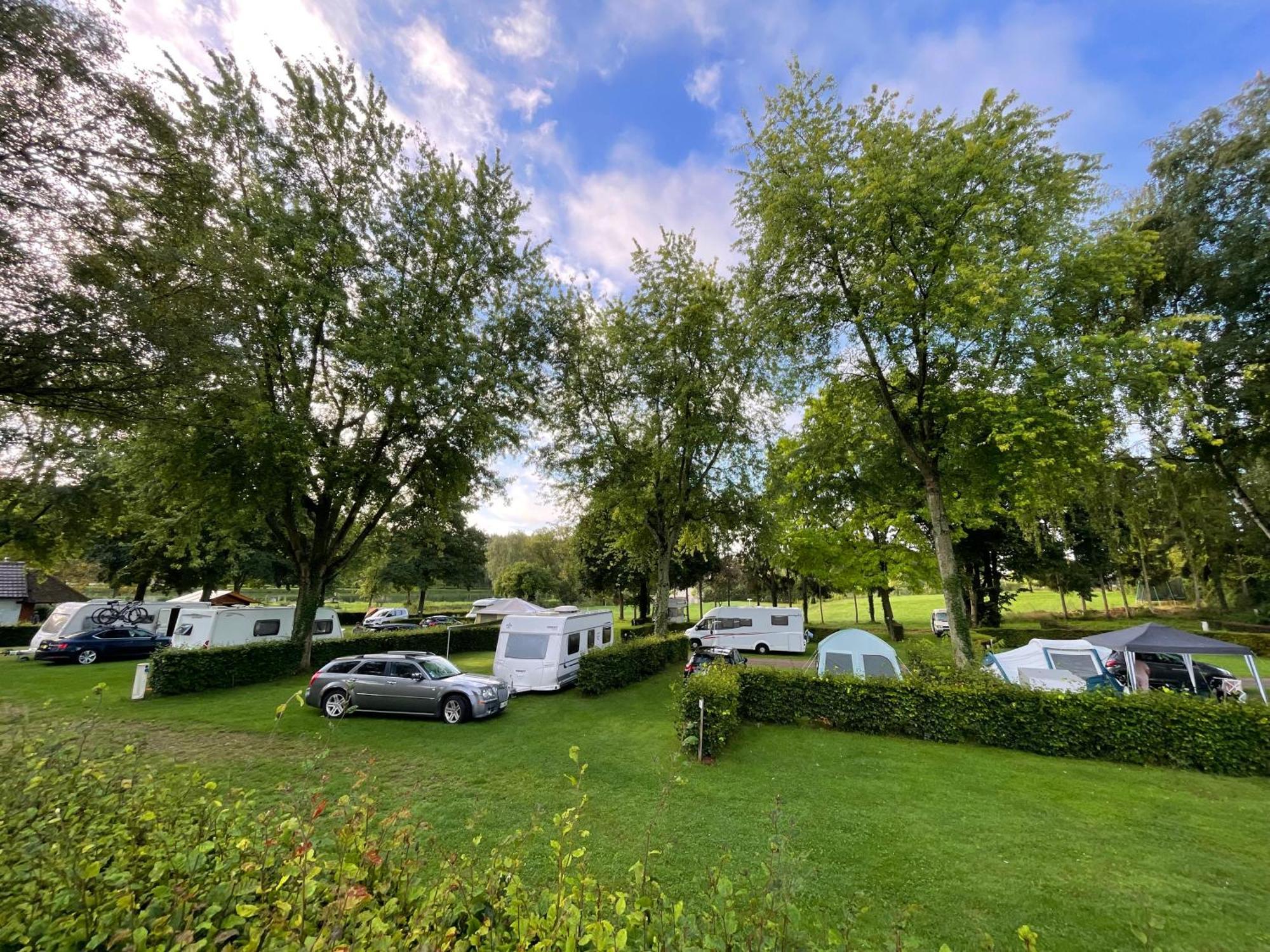 Camping Les Portes Du Perche Mamers Extérieur photo