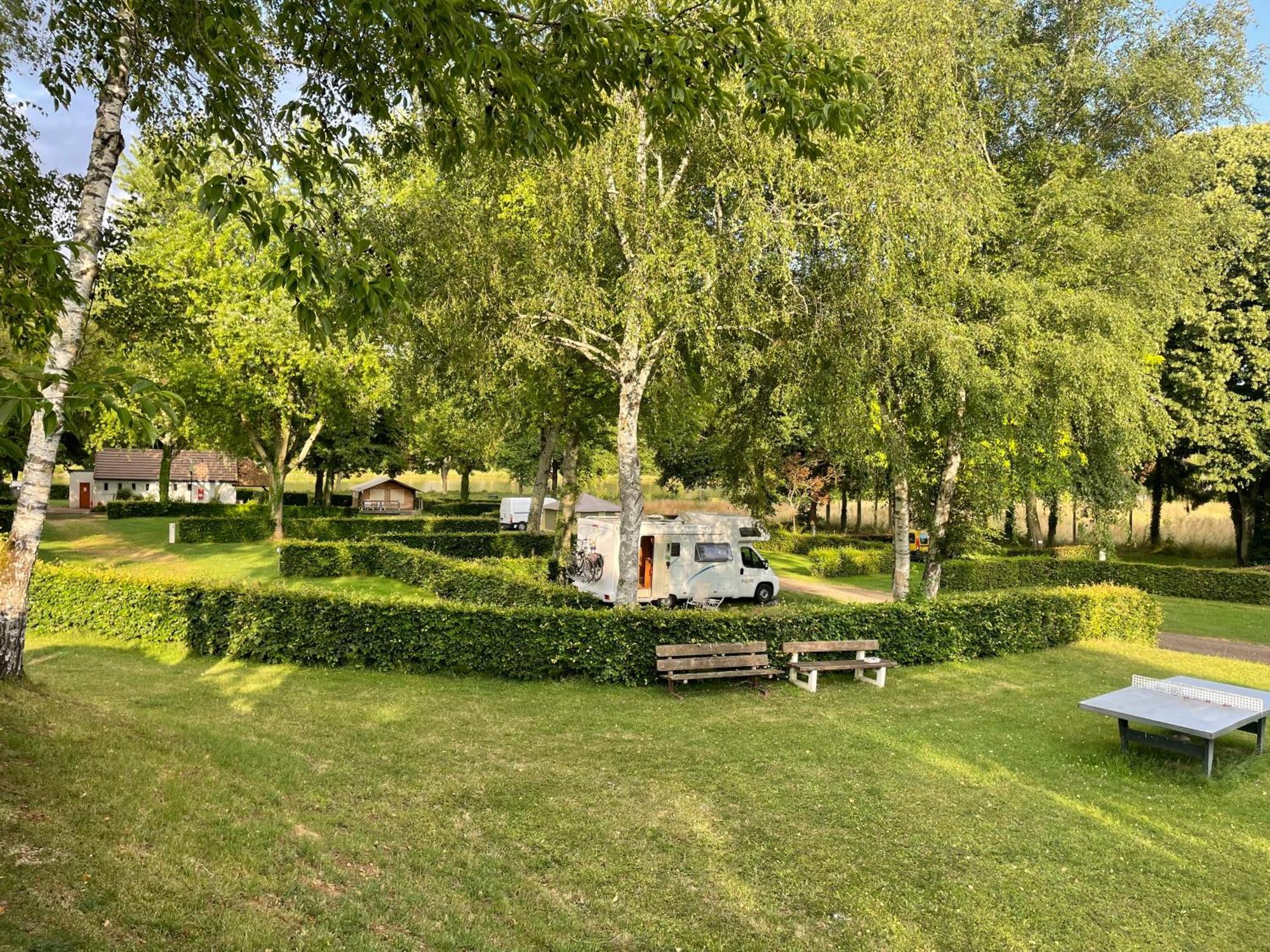 Camping Les Portes Du Perche Mamers Extérieur photo